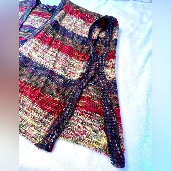 Ultra Flirt Boho Strip Knitted Sleeveless Sweater Vest Kimono Style - Picture 2 of 5